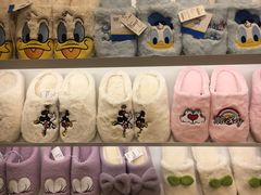 -hotwind热风(中贸广场店)