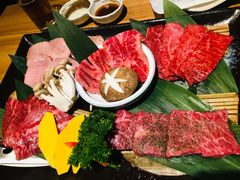 -炼火烤肉店