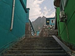 -百里峡七彩艺术小镇