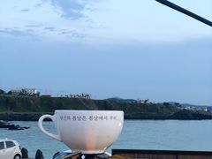 -Cafe Aewol Monsant