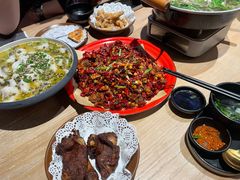 -川堂风·跷脚牛肉·乐山爆炒(宝山日月光店)