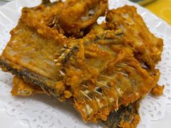 椒盐鱼骨-权哥美食农庄