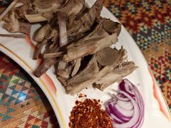 精品手抓羊肉-羊巴道新疆菜·清真(上梅林店)