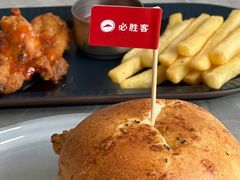 -必胜客(万达百货店)