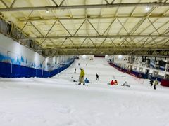 -乔波室内滑雪场