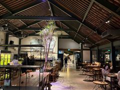-喜洲吧·江畔老船厂·庭院餐厅(喜临院店)