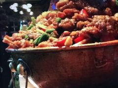 -巴四老城区炭火蛙锅(张江店)