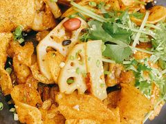 -川流不息·地道川菜·小龙虾(松东路店)