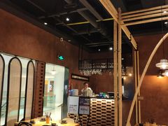 大堂-十三式重庆江湖菜(金茂览秀城店)