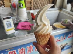 -古老冰山特色冰淇淋店(艾提尕尔店)