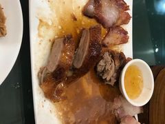 -广东仔港式茶餐厅(银泰店)