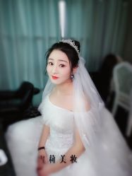 -雪莉美妆婚纱馆