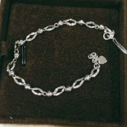 -六福珠寶(苏州人民商场店)