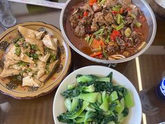 -老脚婆婆土菜馆(广场·现代城店)