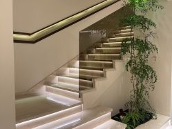 -普洛蒂亚·科技美肤中心