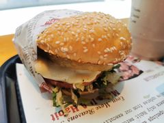 -The Habit Burger Grill 哈比特汉堡(复兴soho店)