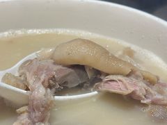 芸豆炖蹄花-尘香•传统川菜(创汇首座店)