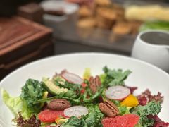 坚果橄榄油果菜沙拉-四季民福烤鸭店(外滩外白渡桥店)