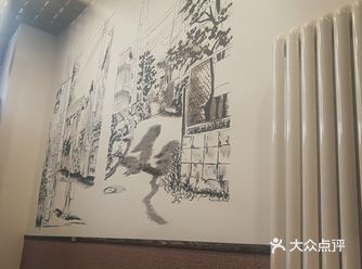 24季是二层楼，一层基本不就餐