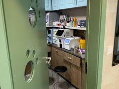 -半岛宠物医院24小时·内窥镜·牙科·碎石中心(府城大道店)