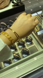 -六福珠寶(金元宝海滨国际店)