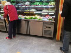 自助取餐区-张亮麻辣烫(上海阳城路店)
