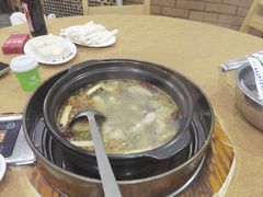 -濠轩阁特色生蚝火锅(水湾路店)