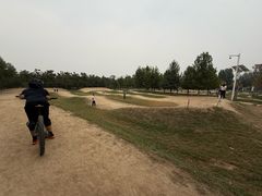 -乐行自行车运动乐园