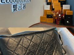 -聚云奢二手奢侈品黄金手表包包回收·中古店(中福城店)