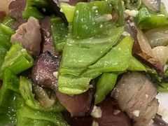 青椒炒腊肉-绿林山庄土菜馆
