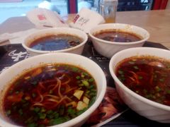 -十三朝牛馍王擀面皮(骡马市店)