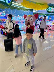 -莫莉幻想儿童乐园(深圳南山欢乐颂店)