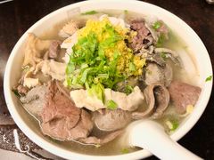 -潮镇老尾牛杂(环城西路店)