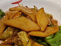 风味地三鲜-孙家外婆•长春地标美食新名片(红旗街万达店)