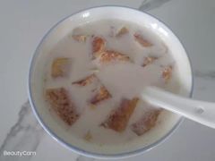 -爱的果实月嫂育婴师(世纪东方店)