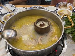 人参滋补鸡-朴小妹人参鸡汤火锅(长白山万达店)