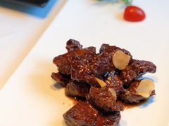 -HOMES上海本帮菜(襄阳公园店)