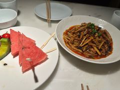 -初蓉丨遇见新川菜(亲贤街荣耀店)