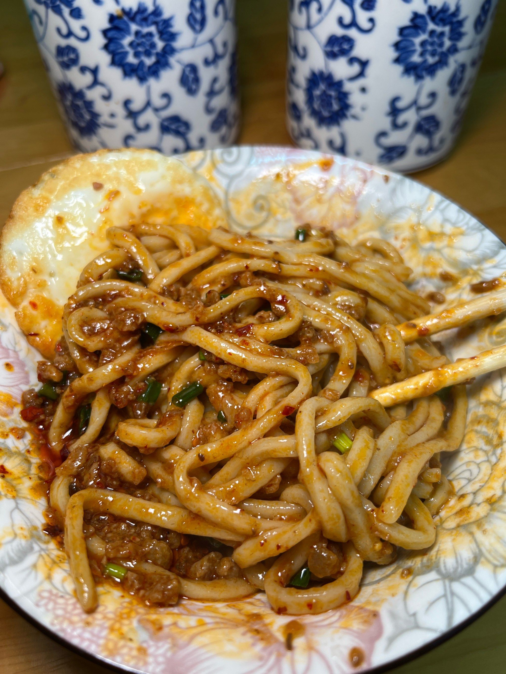 地道的老成都杂酱面