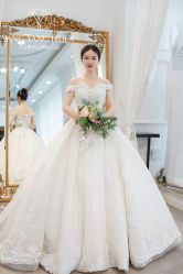 -洋洋婚纱品牌集合店