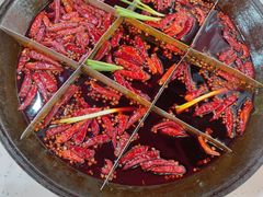 重庆九宫格锅底-厂花素芬九宫格火锅(益州大道店)