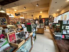 -麦田书店(国防路店)