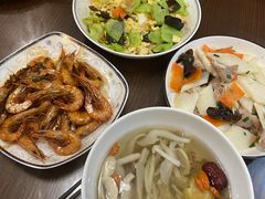 -爱的果实月嫂育婴师(世纪东方店)