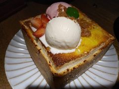 -蜜桃餐厅·伴山(湖滨商业街店)