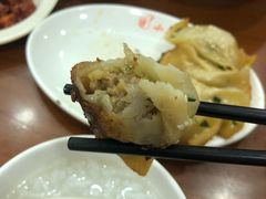 -小姜锅贴(凤凰街店)