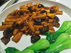 -鸭王烤鸭店(三里河店)