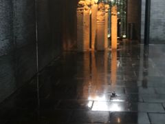 进门-上海璞麗酒店