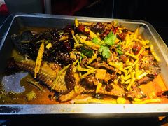 油泼肥肠烤鱼（清江鱼/斤）-锦尚阁烤鱼(望京新荟城店)