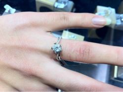 -威德钻石-克拉钻大本营(南京东路店)