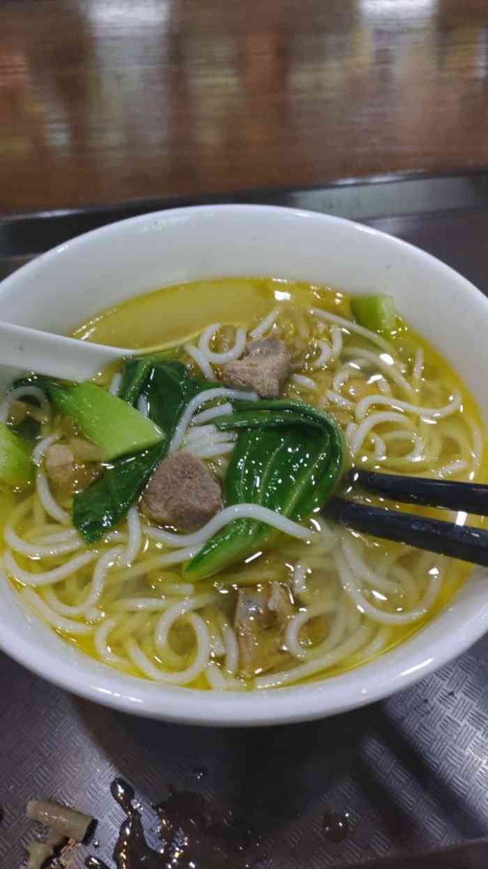 老爹鸡汤粉(步行街店)-"是当宵夜过来吃的 而且很早之前就听别人推.